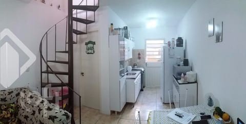 Image 1 - 240230
